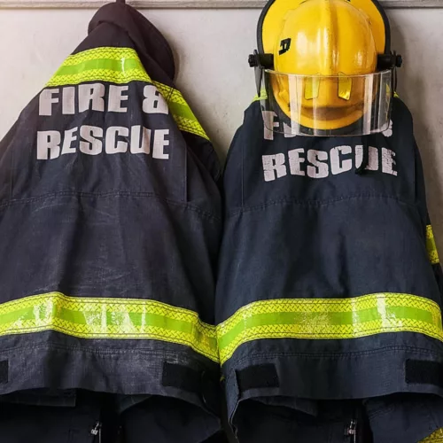Men's high visibility workwear